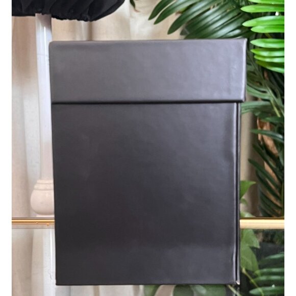 Chanel Limited Edition Snow Globe With Box! CHRISTMAS IS COMING! - Picture 12 of 15